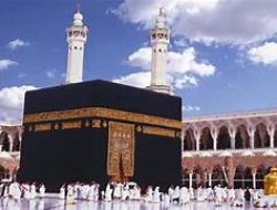 10 Amalan di Awal Zulhijjah, Pahala Setara Haji dan Umrah