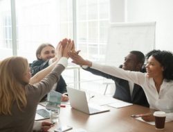 Pekerjaan dalam Islam: Sarana Ibadah dan Kesejahteraan