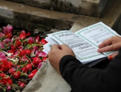 Tradisi Ziarah Sebelum Ramadan dan Lebaran di Indonesia