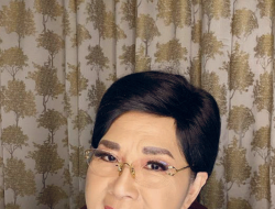 Titiek Puspa Tegaskan Dirinya Bukan Keturunan Tionghoa