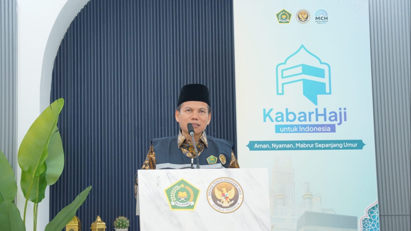 Direktur Pelayanan Haji Dalam Negeri M. Zein
