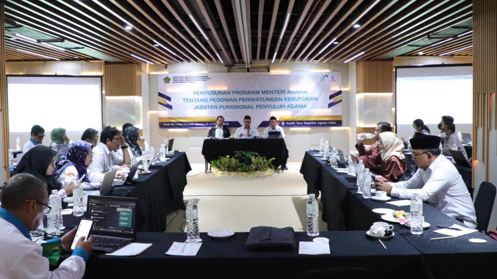 Rapat penyusunan pedoman penghitungan kebutuhan Jafung Penyuluh Agama