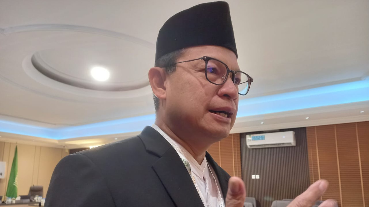 Anggota Amirulhaj Tarun Ikrar