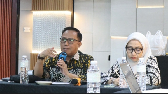 Direktur Urusan Agama Islam dan Pembinaan Syariah Arsad Hidayat