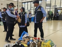 PPIH Larang Payung dan Kabel Rol di Kabin Pesawat