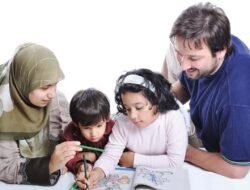 Ketentuan Mengadopsi Anak dalam Islam dan Hukumnya