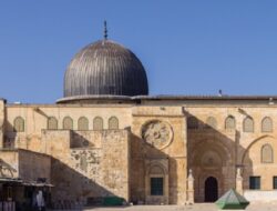 Israel Larang Azan Berkumandang di Masjid Al-Aqsa