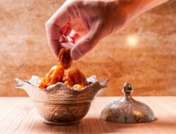 Hindari Gorengan, Manfaat Berbuka Puasa dengan Kurma