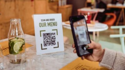 Buka Warung di Siang Hari saat Ramadan, Bagaimana Hukumnya?