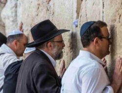 Cara Licik Yahudi Memperdaya Pemimpin Bangsa Arab