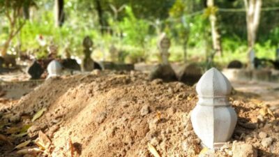 Apa yang Terjadi pada Manusia Setelah Dikuburkan?