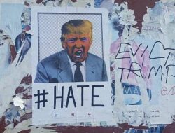 Donald Trump Kibarkan Bendera Putih