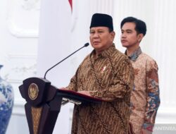 Prabowo Shalat Id di Aceh, Gibran di Istiqlal