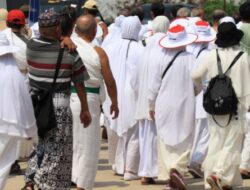 Anak Muda Ramai-ramai Daftar Haji, Waktu Tunggu 27 Tahun