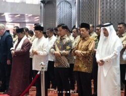 Masjid Istiqlal Gelar Salat Gaib Mantan Amir Qatar