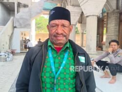 Pulang ke Papua, Abdul Latif Bimbing 300 Warga Masuk Islam
